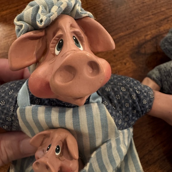 Vintage Pig Figurines, Russ The Country Folks- Set of 2 - Picture 6 of 7